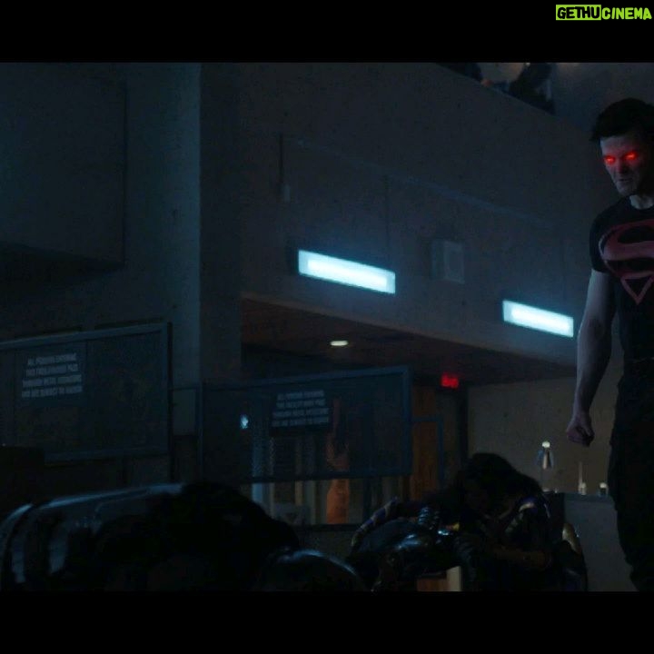 Joshua Orpin - 33.1K Likes - RIP to this awesome stunt that didn't make it into the episode 10 GCPD fight sequence. This absolute legend @thomas_lorber risked it all with a perfectly executed forward travelling backflip, but unfortunately landed directly on the cutting room floor.
At least I still got to kick him while he was down 🤷♂️ #worthit