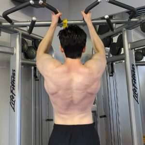 Joshua Orpin Instagram - It's that time of year again! 
SUPERBOD PROGRESS PHOTO DUMP

New season, new goals. Season 2 was about #cultivatingmass, this time around we were trying to get me a little leaner and meaner. 

Step 1 -
Don't eat anything that you want to / tastes good 
Step 2 -
Pick up heavy things all the time. Like, every day
Step 3 -
Work with Alan Ritchson and feel inadequate 
Step 4 -
Repeat until jacked and shredded

In all seriousness, these are the results of work ethic, discipline and consistency through 2 lockdowns (in 2 countries) and 9 months of shooting. It was difficult. As long as I have the privilege of playing this role, I'll continue to strive toward the 100% unrealistic standard set by my comic book counterpart.

Once again, huge thanks to the following people:

@nunodesalles76 at Sweat Elite Personal Training Toronto

@brendan.field.12 at #anytimefitnessrowville

@ange_drake & @asharosie_khan from @twentythreew Preston

Swipe right to see what how it feels vs how it looks when I carry all the shopping bags inside in one trip...

#titansseason3
#shockthemuscle
#bigboybiceps