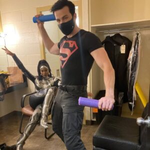 Joshua Orpin Instagram - Tfw Titans takes 1 BILLION EXTRA MONTHS  to come out in your home country.

At last! The time has come. Both Aussies and others from around the world can finally stream #titansseason3 RIGHT NOW on @netflix! 

Please enjoy at your convenience from the comfort of your very own couch. Or someone else's couch. Or anywhere really, I'm not the boss of you.

I have also included here one bonus BTS snap for every decade we have been waiting for this international release. 🥳