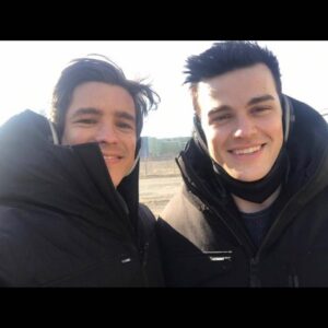 Joshua Orpin Instagram - Tfw Titans takes 1 BILLION EXTRA MONTHS  to come out in your home country.

At last! The time has come. Both Aussies and others from around the world can finally stream #titansseason3 RIGHT NOW on @netflix! 

Please enjoy at your convenience from the comfort of your very own couch. Or someone else's couch. Or anywhere really, I'm not the boss of you.

I have also included here one bonus BTS snap for every decade we have been waiting for this international release. 🥳