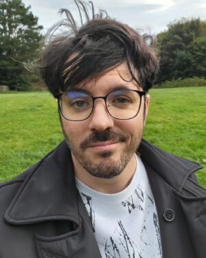 Joshua Ovenshire Instagram - Went to Wngland and took a bunch of selfies.