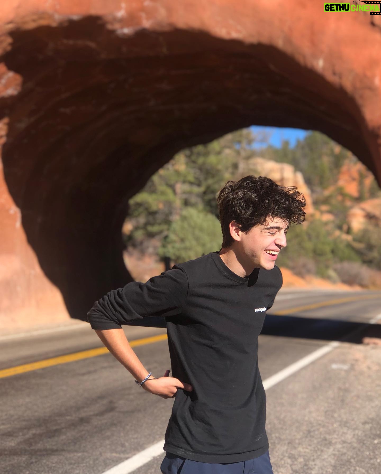 Joshua Rush - 140.4K Likes - 🏜a day in the canyons🏜