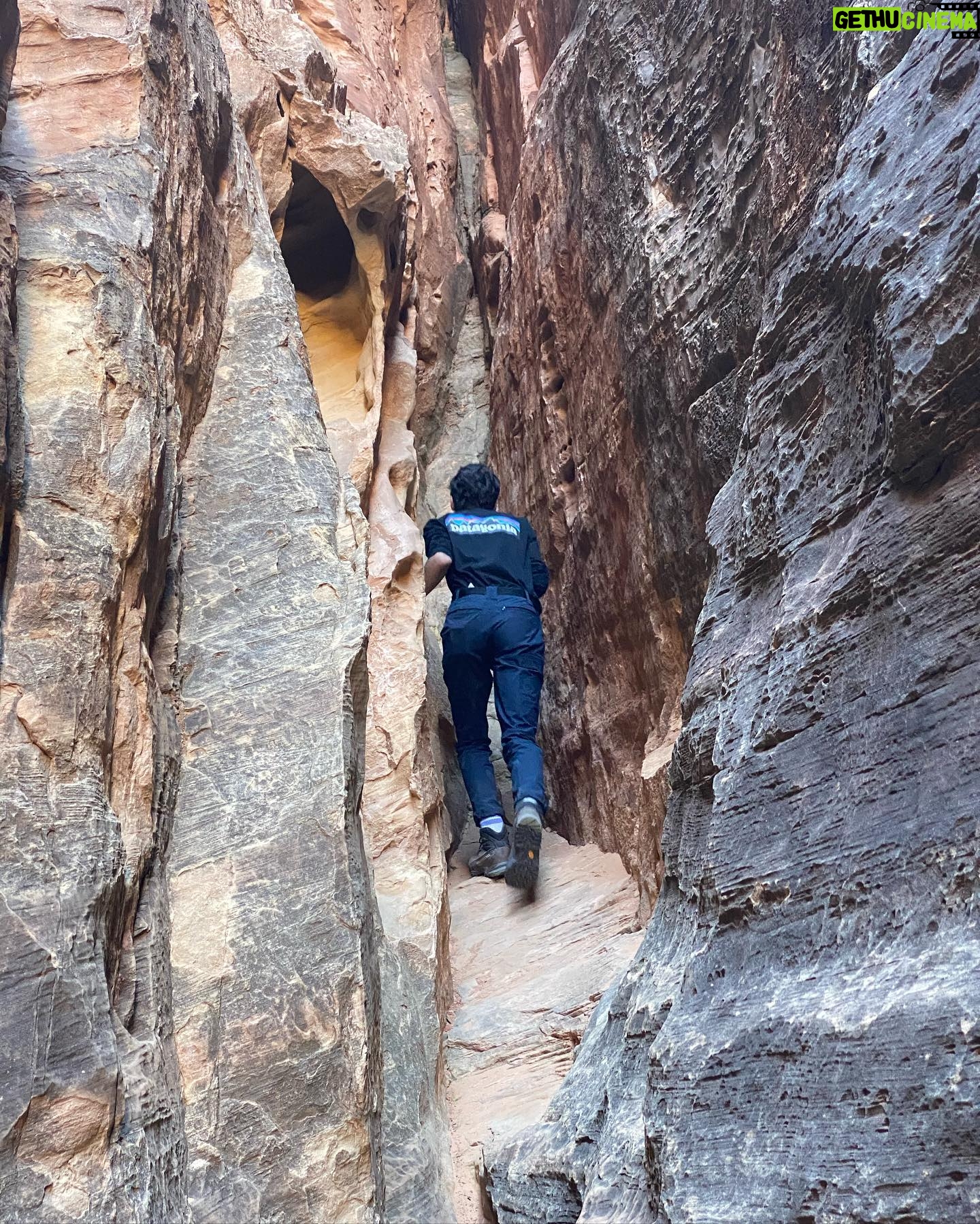 Joshua Rush - 140.4K Likes - 🏜a day in the canyons🏜