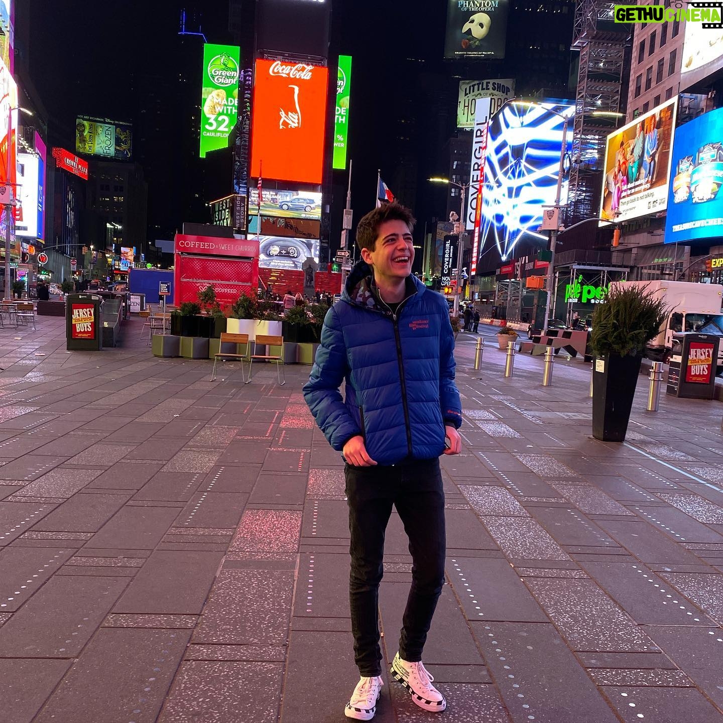 Joshua Rush - 78.3K Likes - 🗽welcome to new🗽york😍🌟it’s been waiting🥵for you🥰✨💞