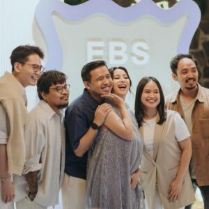 Joshua Suherman Instagram - Makasi ya yg udah bikin acara kemarin jadi mantab! 
•
•
Foto keren: @fordem.co 
Decor bagus: @givenetteandco 
Photobooth asoy: @lolphotobooth.co 
Tempat & makanan enak: @neighbourhood.jkt