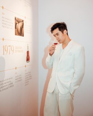 Joshua Tan Instagram - Paradise is here.
 
It was a pleasure to delight in the symphonic piano harmony with the Hennessy Paradis. Experiencing the smooth, delectable, aromatic masterpiece that is Paradis has truly elevated my knowledge of the cognac and its rich melodious history.
 
Just one sip of the Hennessy Paradis is absolute bliss that left me feeling inspired.
 
Enjoy Responsibly.
 
#HennessySG #HennesyParadis #ParadisisOnEarth #Ad