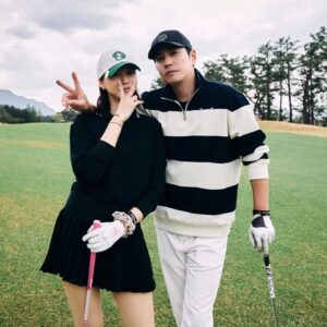 Ju Sang-uk Instagram - 마누라랑♡

@hypegolfkorea 
@hypegolf
