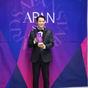 Ju Sang-uk Instagram - 이방원팀 모두 너무 고생 많으셨습니다~
최우수상 감사합니다~~기분최고👍😁

#태종이방원 
# 2022 apan star awards