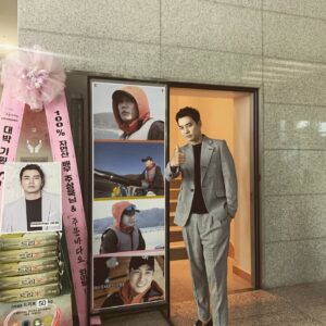Ju Sang-uk Instagram - 주문바다요~~~~🐠🐡🦈🐳🦀🐚🐟🦑🦐🐙👍
오늘 저녁8시30분 첫방송~
많은 시청부탁드립니다~~!!
.
.
.
.
.
.
.
#주문바다요 #mbcevery1 
#5월4일첫방송 #저녁8시30분방송 
#주상욱 #조재윤 #양경원 #유수빈