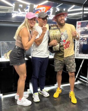 Juan Archuleta Instagram - Great talking to @rizin_pr #shogun @nobu_sakakibara thank you for meeting me and giving me a history lesson. Looking forward to future fights. 🙏🇺🇸🇪🇸 honored to be Rizin Champion 🙌🙌🙌 we all know who’s next 💪🏽💪🏽💪🏽