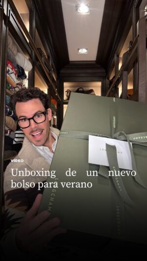 Juan Avellaneda Instagram - Descubre un bolso de verano que lleva tiempo en mi wishlist ¿Qué te parece?

#unboxing #haul #bolso #bag #grwm