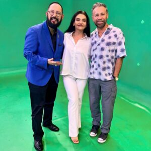 Juan Manuel Bernal Instagram - Amo a Aída López y a Juan Manuel Bernal y no es por nada pero su visita a “Debate 22” estuvo sensacional. Prométeme que vas a buscar esto en la sección de VIDEOS del canal de YOUTUBE de Noticias22. ¡Gracias, Aída! ¡Gracias, Juan Manuel! ¡Felicidades por “Señorita 89”! ¡Está lo máximo! @aaidalopez @juanmanuelbernal @universalplus @noticias_22 @canal22oficial #aidalopez #juanmanuelbernal #señorita89 #universalplus #debate22 #canal22 #serie #series #actriz #actor #recomendaciones #mediospublicos #televisionpublica #televisioncultural #mexico