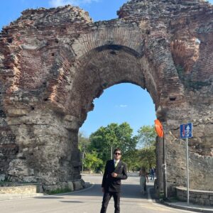 Juan Pablo Gil Instagram - Hisarya, Bulgaria 🇧🇬! Gracias @romanwellandfit @valtchanovn por la invitación y por todas las atenciones! Pronto nos vemos!! Благодаря!! 😁