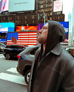 Juan Pablo López Instagram - Se nos viene el primer showcito en los NY!
Hoy, en Broadway Comedy Club! Nos vemos in the night 🗽
-
#standup #standupcomedy #comedia #comedy #newyork #newyorkcity
