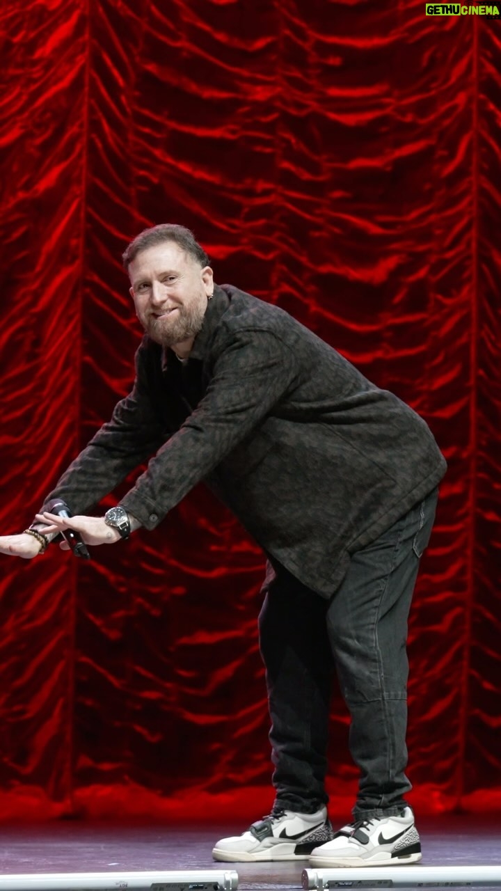 Juan Pablo López - 52.9K Likes - El Venezolano que no sabe que es Haitiano 😂 registro en Chillán, Teatro Municipal.
-
Santiago
- 20 de Junio, próxima semana, doble función, 20 horas agotado, 22 horas últimas entradas.
Alemania
- Berlín, 22 de Septiembre, UFAFABRIK
Regiones
- Curicó, Sabado 15, Teatro Provincial
- Valparaíso, Sábado 22 Junio, Aula UFSM
- Concepción, 18 Julio, Teatro U. De Conce
- Pucón, 25 de Julio, Black Forest
- Victoria, 26 de Julio, Taberu
- Temuco, 27 Julio, Teatro Municipal
- Antofagasta, 31 Agosto, Teatro Municipal
-
Entradas en www.lacomedia.cl
-
🎥 @tereacevedoe
-
#humor #comedia #standup #chile #chillan #santiago #stabdupcomedy