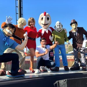 Juan Pablo Queraltó Instagram - Feliz de haber sido parte de esta gran Gira de Condorito… artistas rancheros y pura alegria de todo Hualañé
Gracias a las mas de 2 mil personas que disfrutaron del show y que valoran la música, las tradiciones y además a nuestro icono @condoritooficial 
@fiestaspachanguera