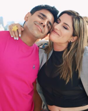 Juan Pablo Queraltó Instagram - Dias de amor… trabajo y familia…
❤️❤️❤️❤️ ya empezamos Marzo y les entrego pura buena vibra y fuerza!!!!
Conectarse con el sol y con la vida….
@fransfeir

📸 @titogaete