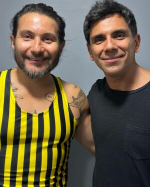 Juan Pablo Queraltó Instagram - Después de 7 años volvimos a reencontrarnos… esa última vez fue en mi matrimonio… hoy después de mucho tiempo volvimos a recordar esas locuras que por cerca de 10 años hicimos en SQP…. Mi amigo Felipe Avello… un talento por donde se le mire… divertido, fiel, brillante y principalmente un muy buen amigo…
Increíble cómo las nuevas generaciones me conocen gracias a esos delirantes virales, es mas muchos de ellos piensan que SQP era un programa de humor… 
Esta vez junto a Fran decidimos ir a verlo… cumplir promesa, reirnos y disfrutar como en los viejos tiempos… te queremos amigo!!!
@felipeavellooficial