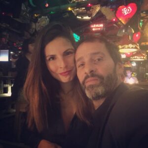 Juan Pablo Shuk Instagram - Feliz día en tu día!  Celebró siempre que estes aquí y a mi lado!  Te amo. Que sean millones más!