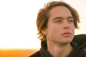 Judah Lewis Instagram - Haven’t showered in a week and a half. Never been happier. Welcome to backpacking