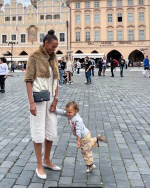 Judi Shekoni Instagram - Happy to be in Prague shooting #foundation @appletv