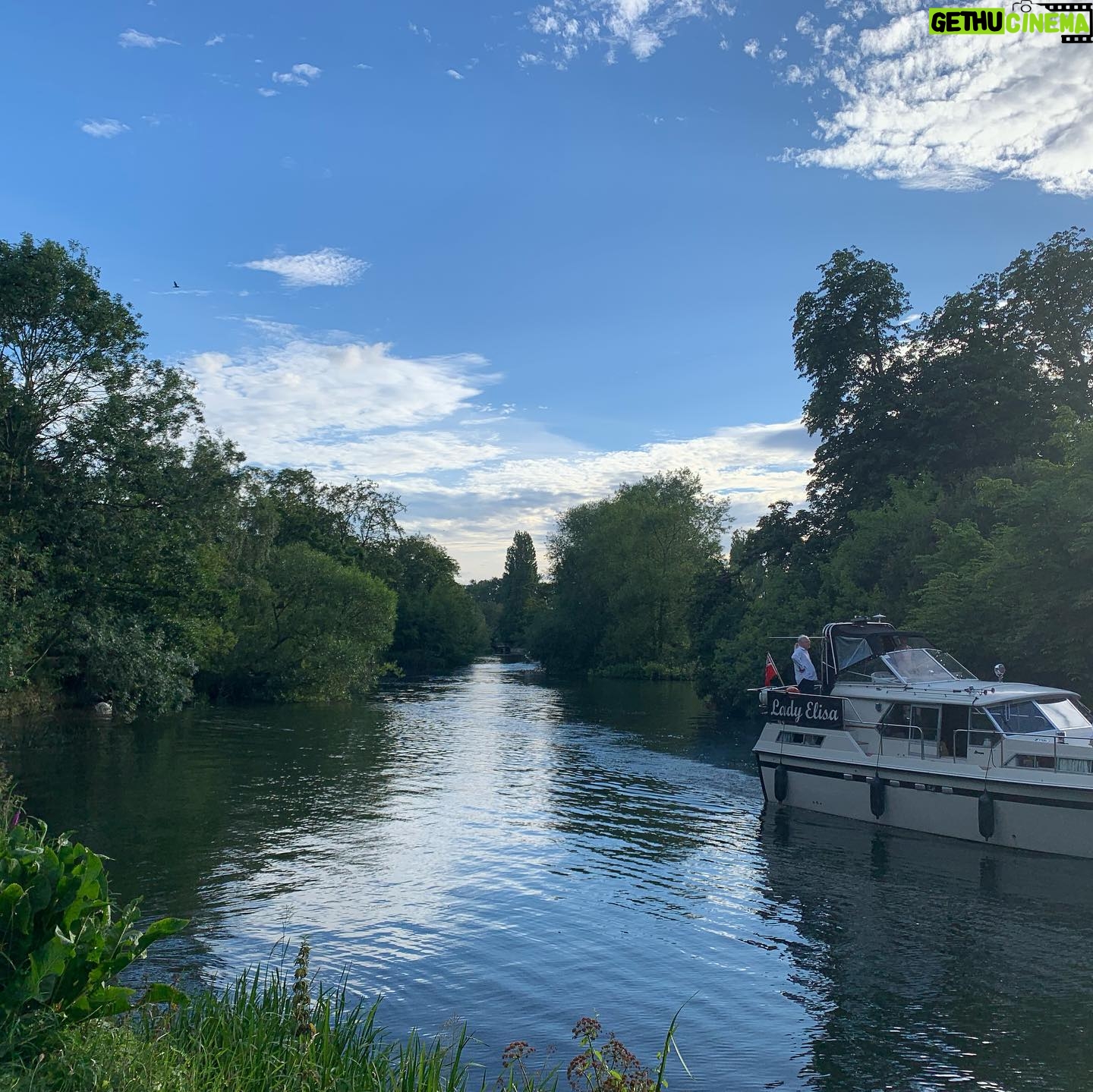 Judi Shekoni - 150 Likes - Who knew England had a south of France ? 🥰@the_great_house #holiday #england #englishsummer #river #hotel #hotels #travel #baby #dog #family #familytravel