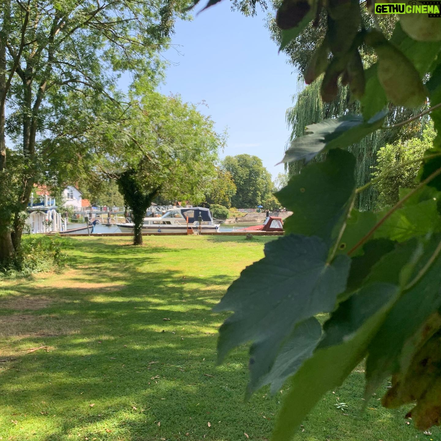 Judi Shekoni - 132 Likes - Another new spot by the river #britishsummet @swanatstreatley @coppaclub
