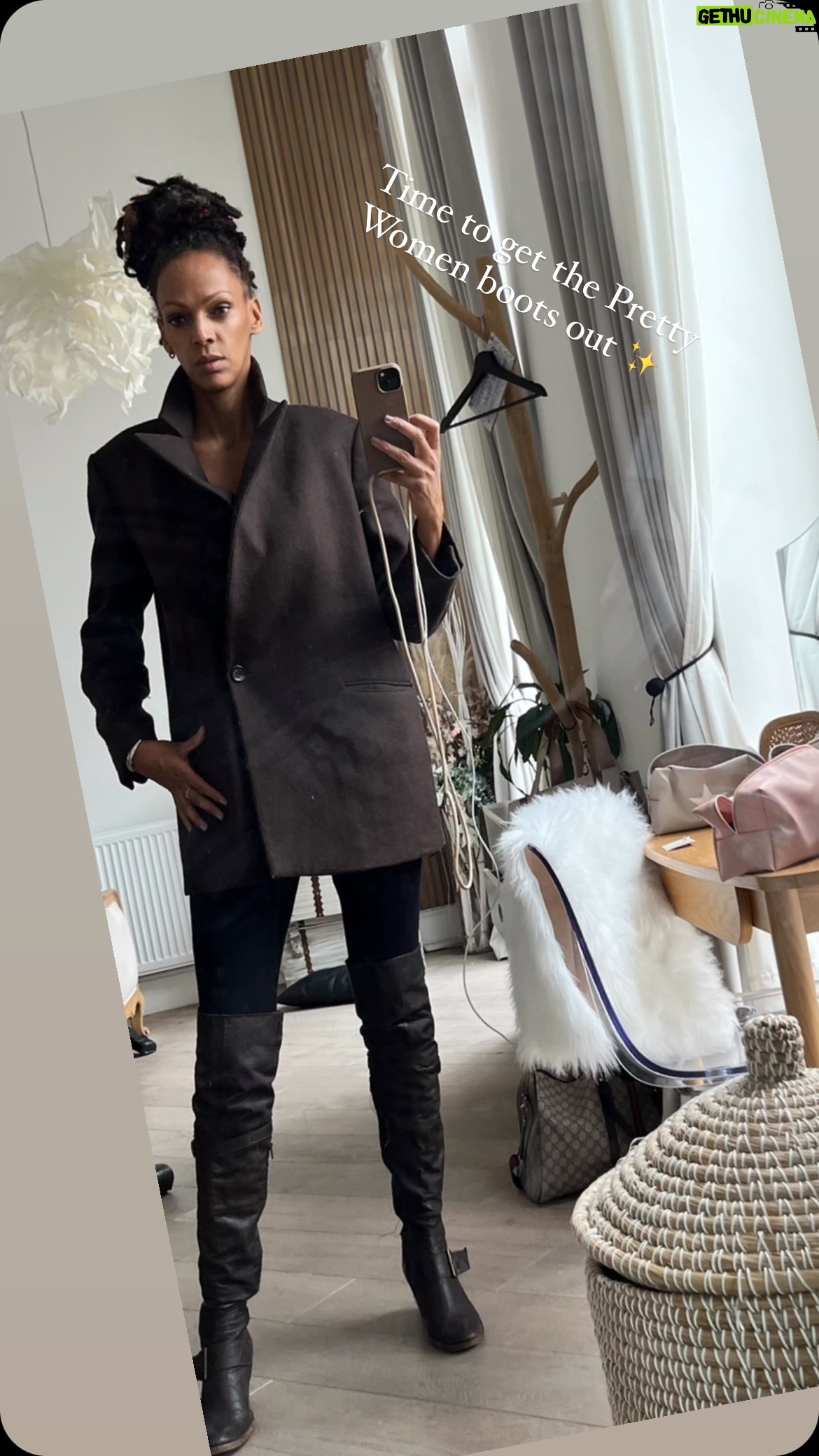 Judi Shekoni - 86 Likes -