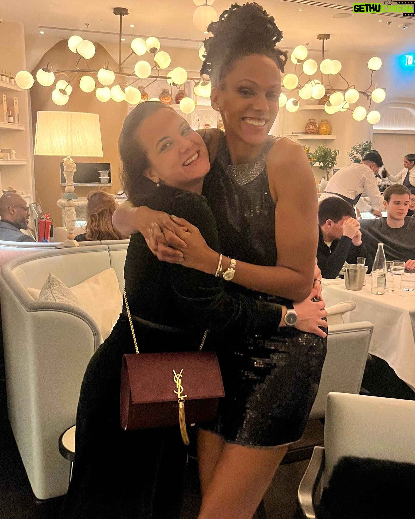 Judi Shekoni - 195 Likes - Lovelyyy to be with my girls!! A Mayfair affair ✨✨