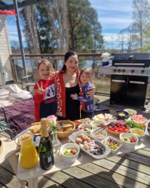 Jukka Hildén Instagram - Happy Mother's day Chachi baby mama, our kids and I are lucky to have such an incredible, safe and sound (lol🤪) ish, loving, joyfull mommy. You are the best and soo excited to get this new baby in our life ❤️

Swipe right for some fun faces, time flies ❤️😍

@chachigonzales