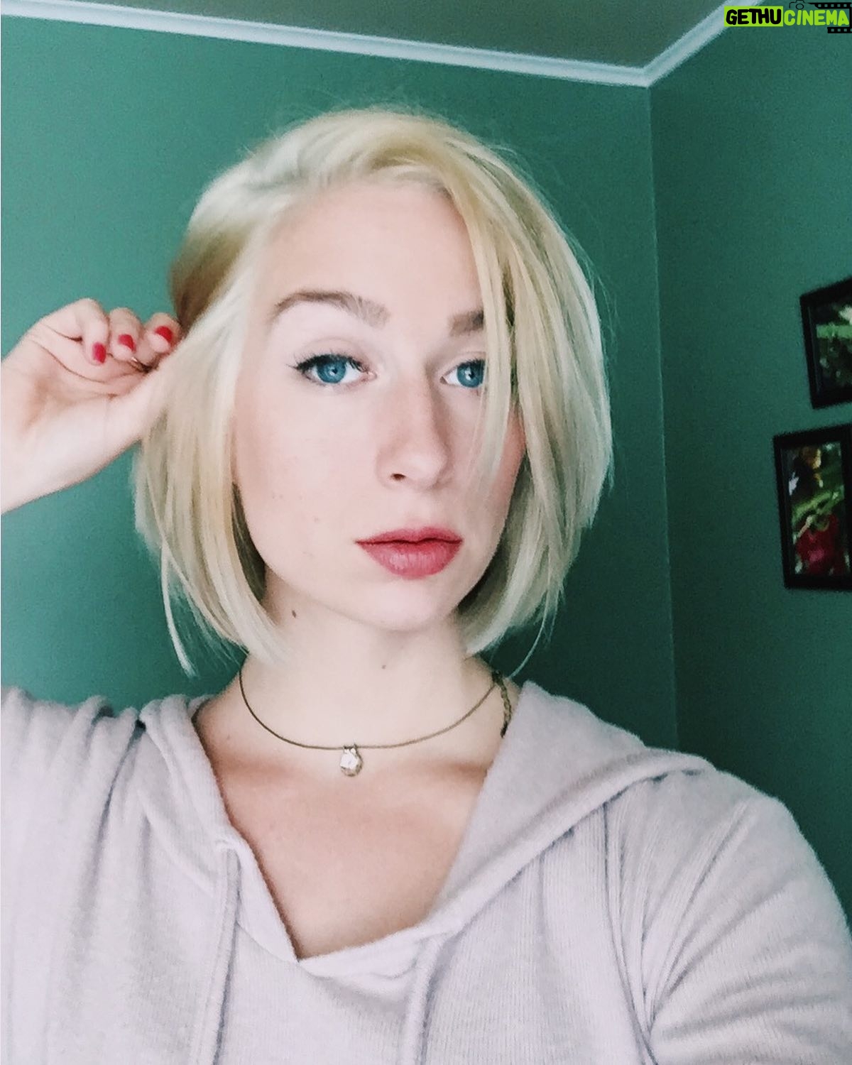 Jules Medcraft - 1K Likes - Marilyn Monhoe. I’ll change the caption as soon as Gdelly yells at me.
