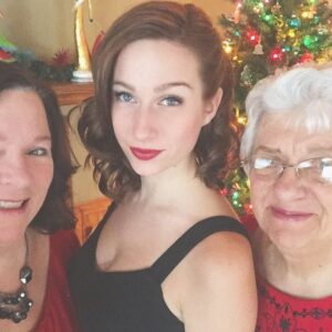 Jules Medcraft Instagram - Grandma Dell LOVED Christmas. Yesterday we celebrated her life. She’ll never be truly gone. She lives on in our hearts. Our dreams. And our wrapping paper. I’m grateful for the support of my cousins and my best friends. Thank you everyone for your flowers, messages, food, and support. I see your love even if I don’t respond. Gdelly, I lava you 💛