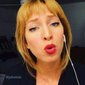 Julia Aks Instagram - La Vie En Rosé :: BLACKPINK x Edith Piaf
#killthislove #lavieenrose #minutemashup
**Side note: I didn’t know much about #Blackpink before @roses_are_rosie covered my 7 Rings cover, but I am now OBSESSED 🖤💗 @blackpinkofficial @lalalalisa_m @sooyaaa__ @jennierubyjane