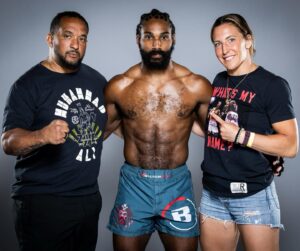 Julia Budd Instagram - FEARLESS ♥️ Im So proud of you @lancefearlessjr in victory and defeat. Grateful that I could be in your corner and I know you will grow from this in ways that you might not see now. It’s a little bump in the road on your quest for greatness. I love you Champ 🙏🏽