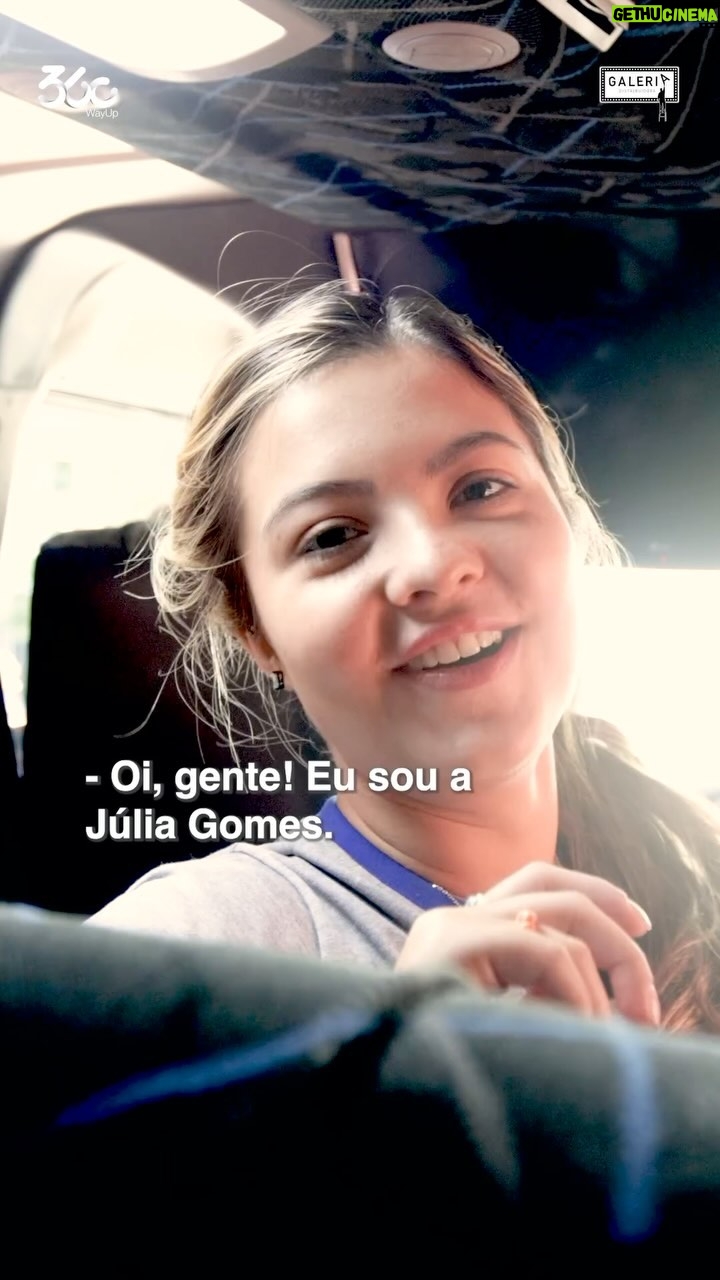 Júlia Gomes - 2.7K Likes - Você sabe como é um dia de gravação em um set de filmagens? 🎥
A @julinhagomes mostrou um pouquinhos dos bastidores de #FéParaoImpossível e foi muito divertido!
Vem conferir 😉