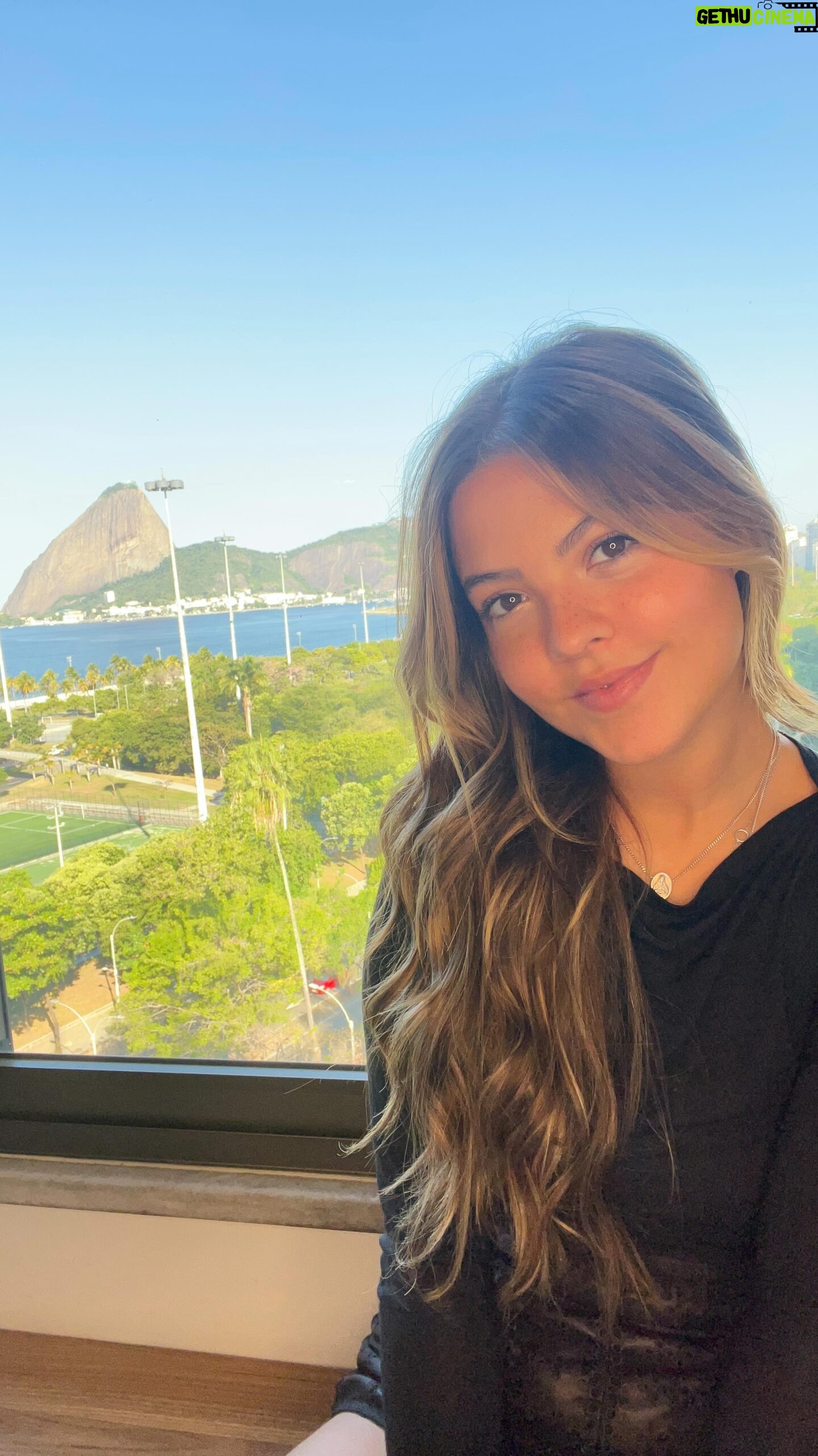 Júlia Gomes - 3 Likes - Dica de amiga é sempre bom! Então resolvi contar pra vocês sobre como é morar na @ulivingbrasil 🧡 Com meu cupom você tem $500 reais de desconto na primeira mensalidade 🍊
.
.
.
.
.
.
#Uliving #UlivingBrasil #StudentHousing #Universitário #Vestibular #MoradiaEstudantil #AlojamentoEstudantil #VidaEstudantil #Faculdade #Moradia #Universidade #VagaParaEstudantes #ApartamentoEstudantil #VidaUniversitária #MoradiaUniversitária #MoradiaCompartilhada #EstudanteComunidade #ViverNaFaculdade #Dica #SP #Rio #POÁ #Santos #Campinas