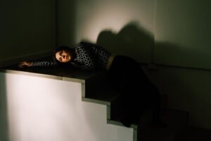 Julia Holter Instagram - here is a new song “Evening Mood”, with a beautiful film by Dicky Bahto (link in bio)
in the lyrics is the word “alove”, originating from the song Chaitius on my last album Aviary. maybe alove is a mind state. I was trying to channel oxytocin. And Ponyo was on my mind again, the fish who turns into a little girl. I was inspired by the transformability of creatures, and how this works alongside our capacity for love. Dev Hoff’s fretless bass lines are a crucial foundation for this song, and an equal counterpoint to the vocal. Chris Speed’s clarinet soars birdlike above Beth Goodfellow’s filtered heartbeat drums and Tashi Wada’s sparkling Prophet pads. 
Thank you to kindred spirit Dicky Bahto for this magical film for the song, and to Tatiana Luboviski-Acosta for the moving performance 

@beth_goodfellow —drums, percussion
@thee_bass_witch —fretless bass
@juliaholter —voice, Wurlitzer, lap steel guitar
@chrisspeed11 —clarinet
@tashiwada — Prophet 6

Produced and Arranged by Julia Holter
Co-produced and Engineered by @kennethjohngilmore 

Tyler Karmen, @gemmacastro__ —assistant engineers
@heba_kadry —mastering

film by @dicky_bahto 

Tatiana Luboviski-Acosta @kashigoodfriends, performance
Ben Neufeld, colorist
Fotokem, laboratory

Photo by @camille_blake 
 styling by Mich Parilla
 hair and makeup by Berenice Ammann