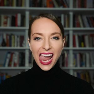 Julia Ioffe Instagram - Tried the goth look for @msnbc tonight.