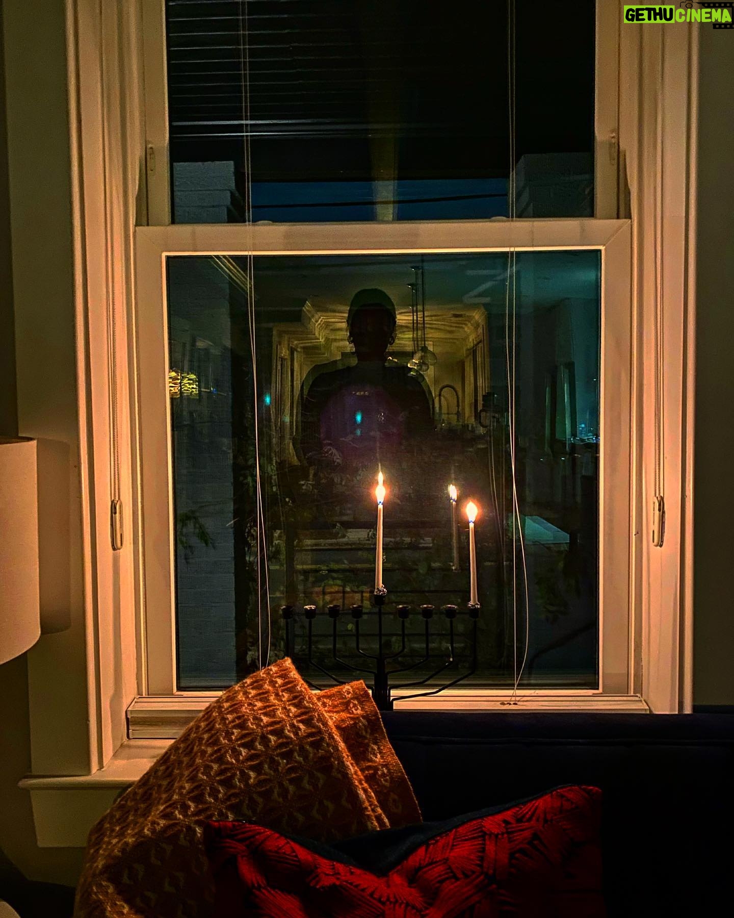 Julia Ioffe - 761 Likes - No fear, only light.