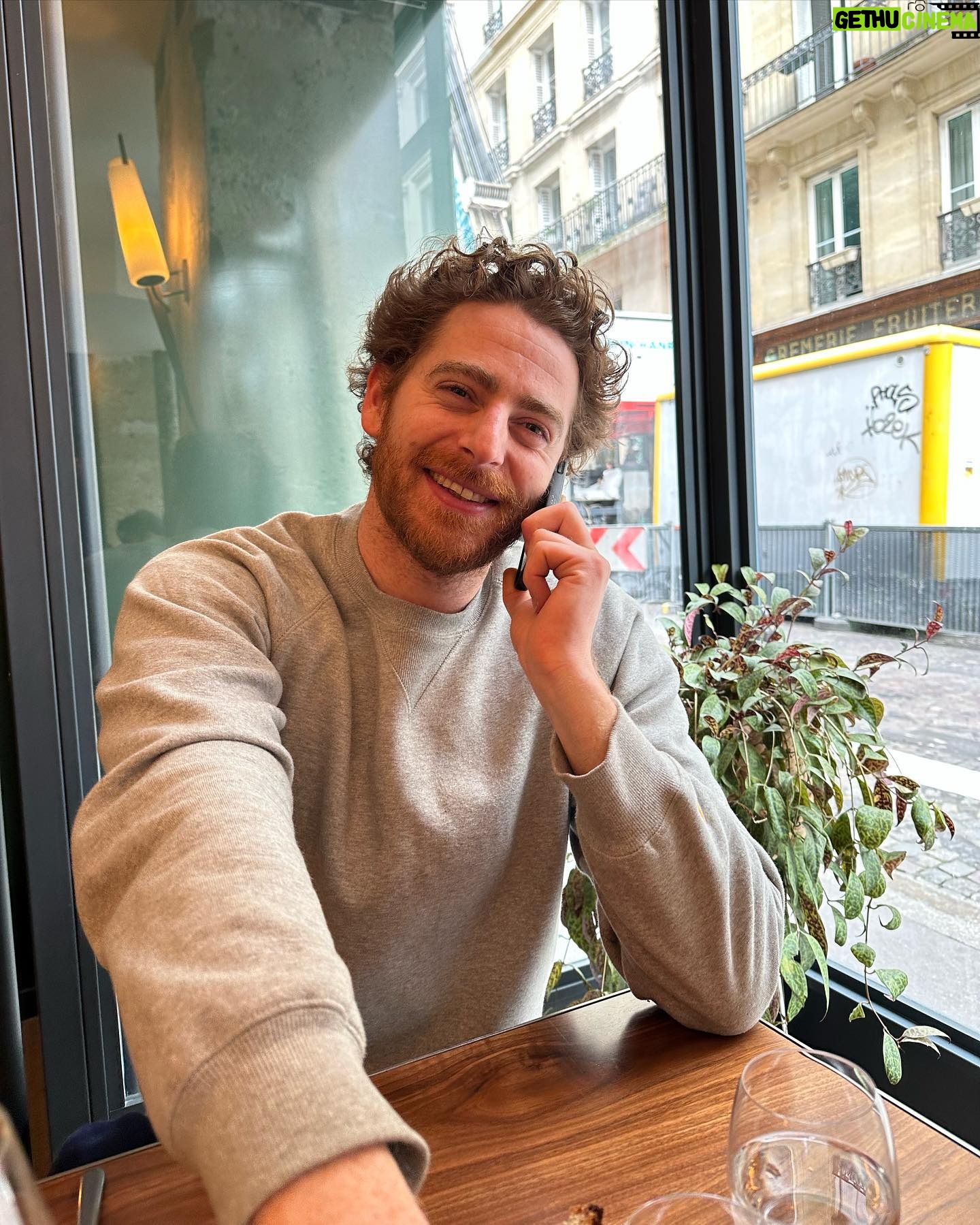 Julia Molkhou - 162 Likes - Vous je ne sais pas, mais moi des qu’il aura raccroché, j’aurai le plaisir de recevoir @pablopauly dans #TQDH.