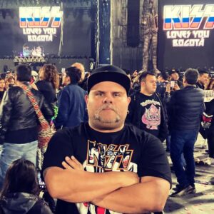 Julián Caicedo Instagram - La pasé genial y pude ver la despedidas de mis tan amados travestis satánicos @kissonline 
#monsterofrock 
@paramopresenta