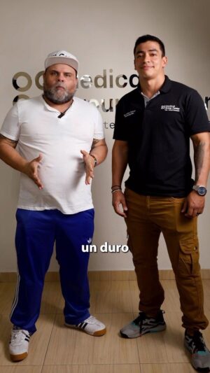 Julián Caicedo Instagram - 🚨 La mayor parte de las ocaciones, el sitio donde se manifiesta  el dolor, no es el sitio donde se encuentra su origen. 🧐
.
El dolor 😖 es una condición que no discrimina profesión, sexo, raza, etc. Si estás cansad@ de voltear por toda la ciudad o el país buscando lo que sea para aliviarlo, que no sean más analgésicos, antiinflamatorios o frío, calor, corriente y ultrasonido 🙄 en @medical.groupcenter tenemos toda la tecnología y el conocimiento que necesitas para abordarlo de una forma integral, tratándolo como síntoma, pero también tratando la causa del mismo 🔥 
. 
Filmmaker @anmedina