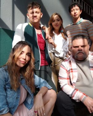 Julián Caicedo Instagram - Grabando andamos ! @juliancaicedoillgato @nicolesantamaria @victortarazonam @diegogarzonactor @alejavillafane