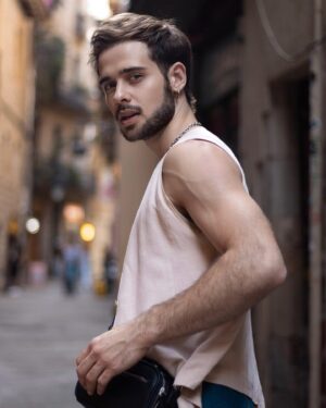 Julián Cerati Instagram - Barcelona sensation🤎

Ph de lujo: @marianaflorez.u 📷