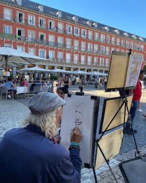 Julián Cerati Instagram - Madrid en 24 hs🩷🕺☀️