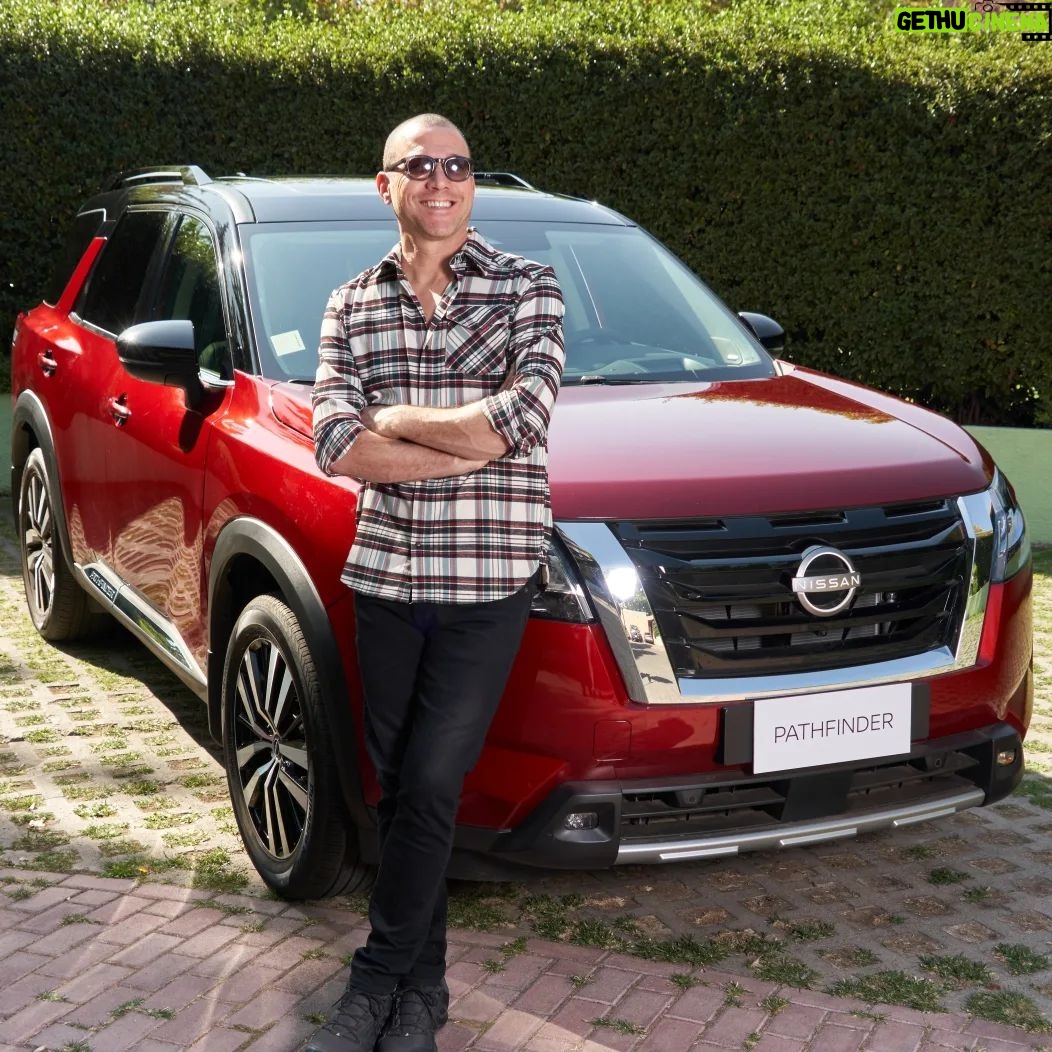 Julián Elfenbein - 2K Likes - Con mi Pathfinder compartimos gustos.....compartimos estilos.....compartimos colores.
Con mi Pathfinder parecemos hermanos!!!
@nissancl
@welovesocial.cl
#nissanpathfinder
#AlaAlturaDeTuVida
#TecnologíaJaponesa
