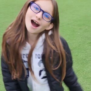 Julián Elfenbein Instagram - Felices 11 añitos amor de mi vida !!!
Te deseo lo mejor para siempre hija mía !!!
Siempre por y para ti bebé !!!

Te amo todo Rafaelita 🎁💜.