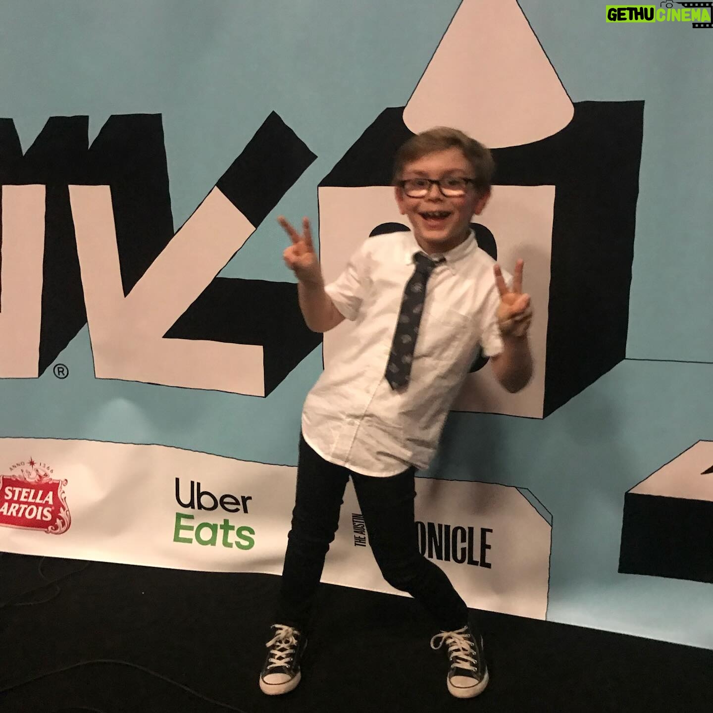 Julian Hilliard - 6.4K Likes - Happy #Friyay š
#fbf to the @sxsw 2019 premiere of #greenergrassfilm š¬
That was a fun day. If you havenāt seen the movie, you should check it out!