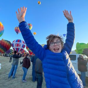 Julian Hilliard Instagram - Happy #Friyay the 13th!

Enjoyed seeing the ##balloonfiesta for the first time early this morning! If you ever get a chance, you have to check it out!🎈scroll to the end ⏰