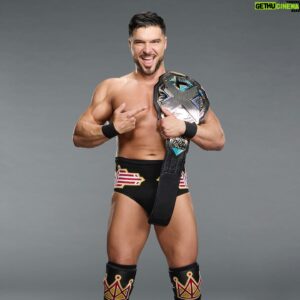 Julian Micevski Instagram - First official photoshoot with the NXT Championship 👑 

Don’t we look great together ?

📸: @andreakellawayphotography